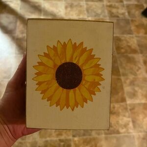 SUNFLOWER DECOR